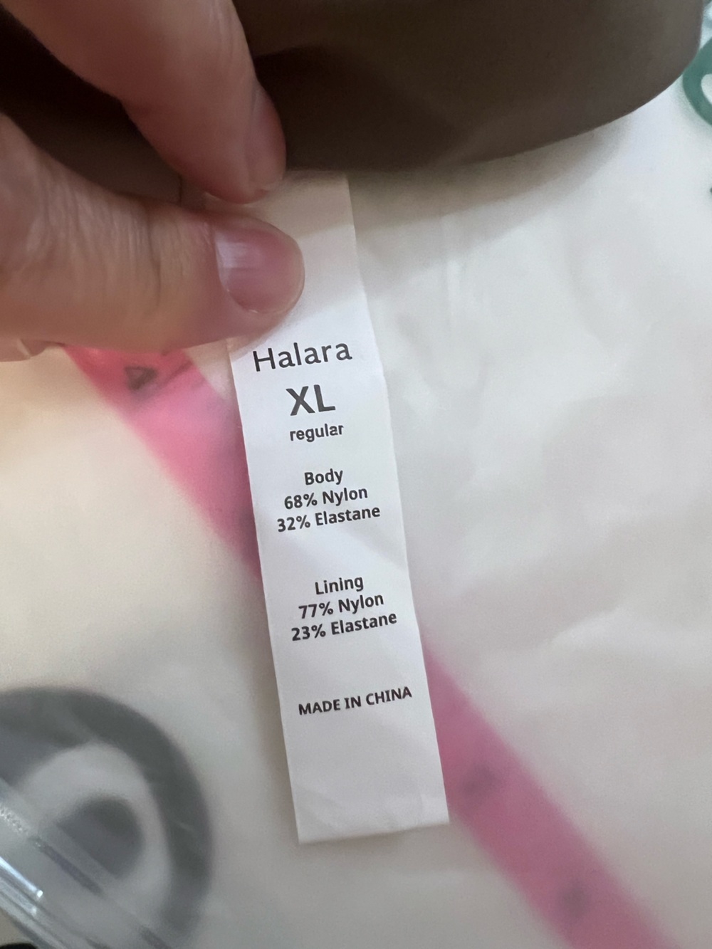 #706 NWOT Halara Crossover Flare Yoga Leggings Taupe XL Regular Pockets - Picture 5 of 7